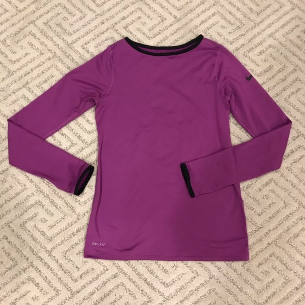 Nike Pro hyperwarm fitted crew girl top -size L